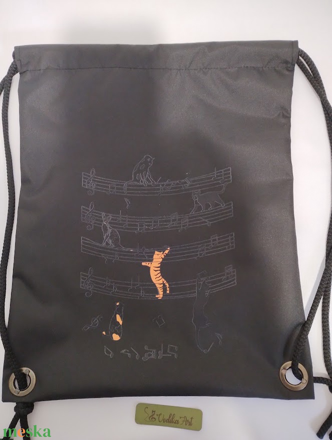 Hátizsák, tornazsák, hangjegy mintás cicával - táska & tok - hátizsák - tornazsák, gymbag - Meska.hu