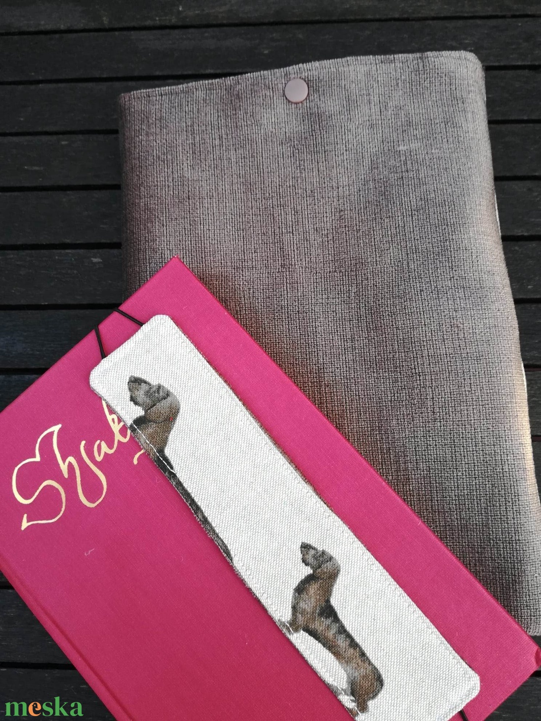 Könyvtok , drótszőrű tacskó - könyv & zene - könyvtok - Meska.hu