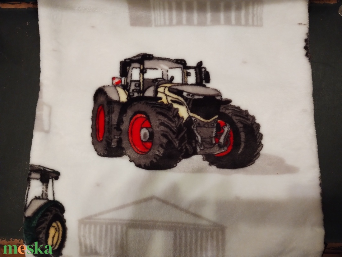 Plüss párnahuzat,  traktor - otthon & életmód - lakástextil - párna & párnahuzat - díszpárnahuzat - Meska.hu