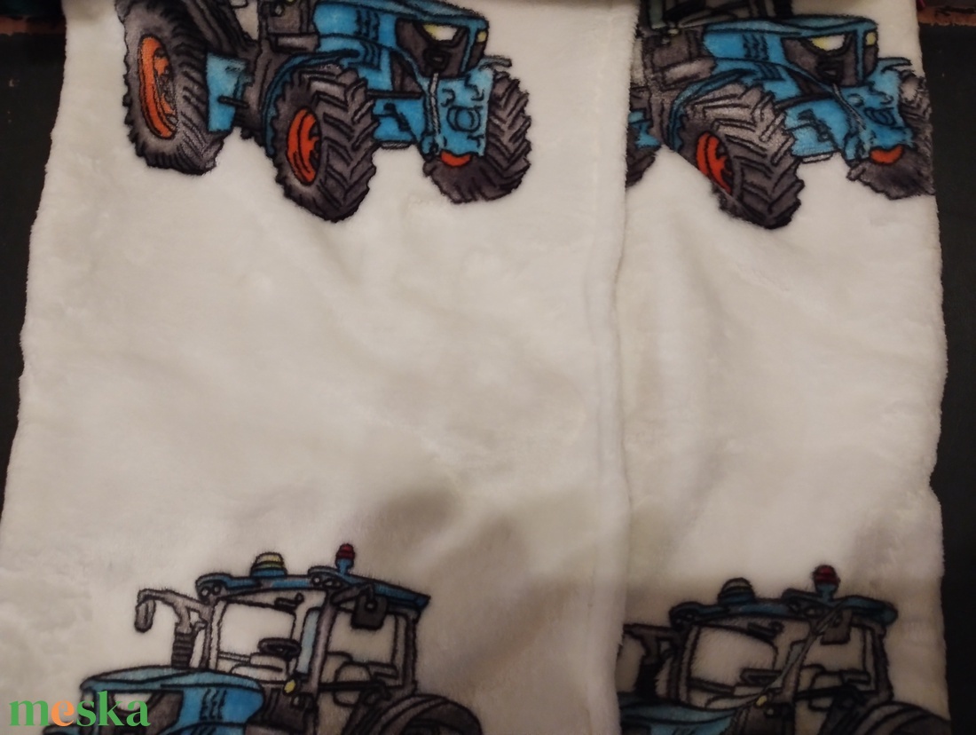 Plüss párnahuzat,  traktor - otthon & életmód - lakástextil - párna & párnahuzat - díszpárnahuzat - Meska.hu