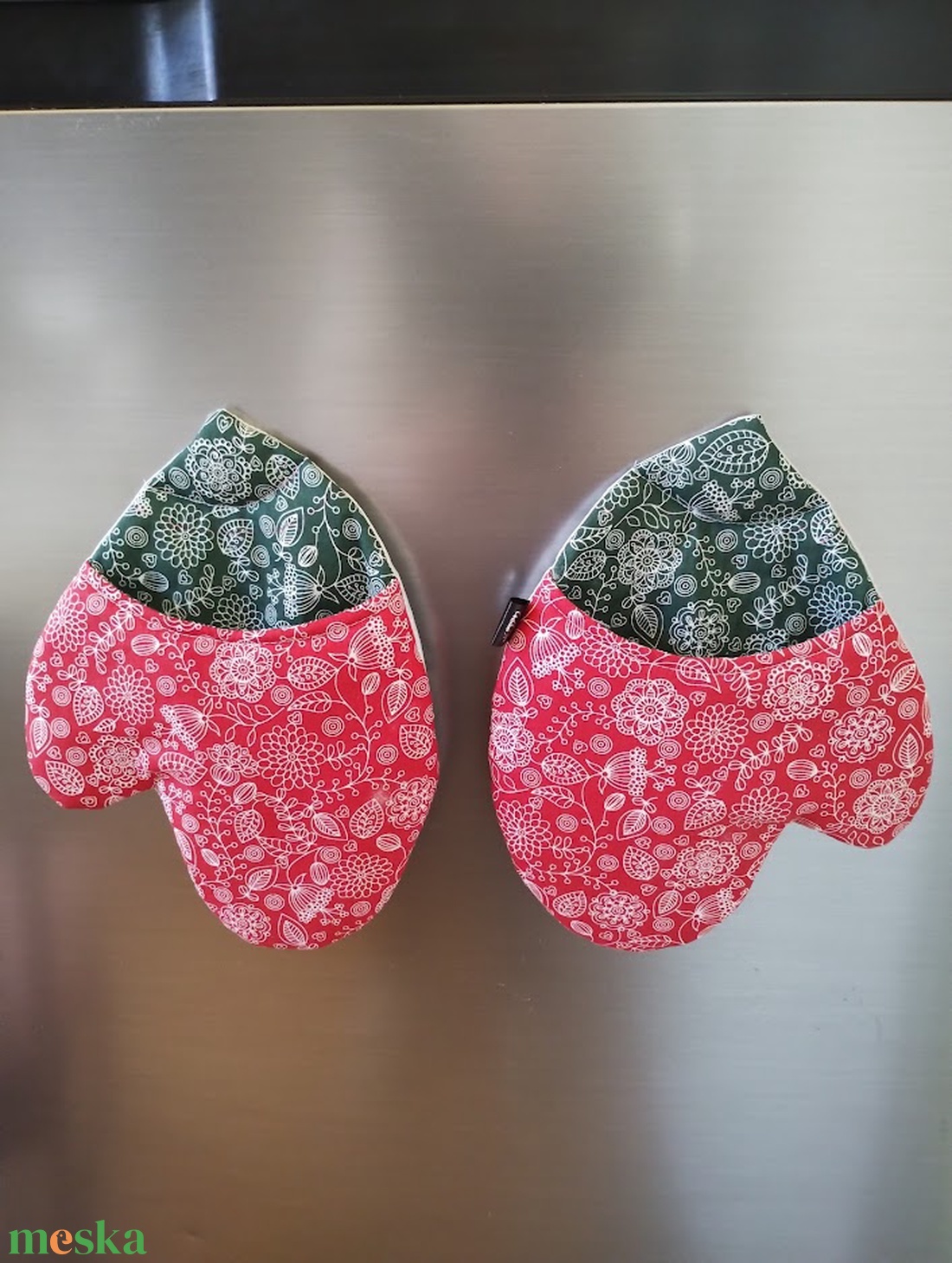 Edényfogó mágnessel, népies - otthon & életmód - konyhafelszerelés, tálalás - konyhai textil - edényfogó & edényfedő - Meska.hu