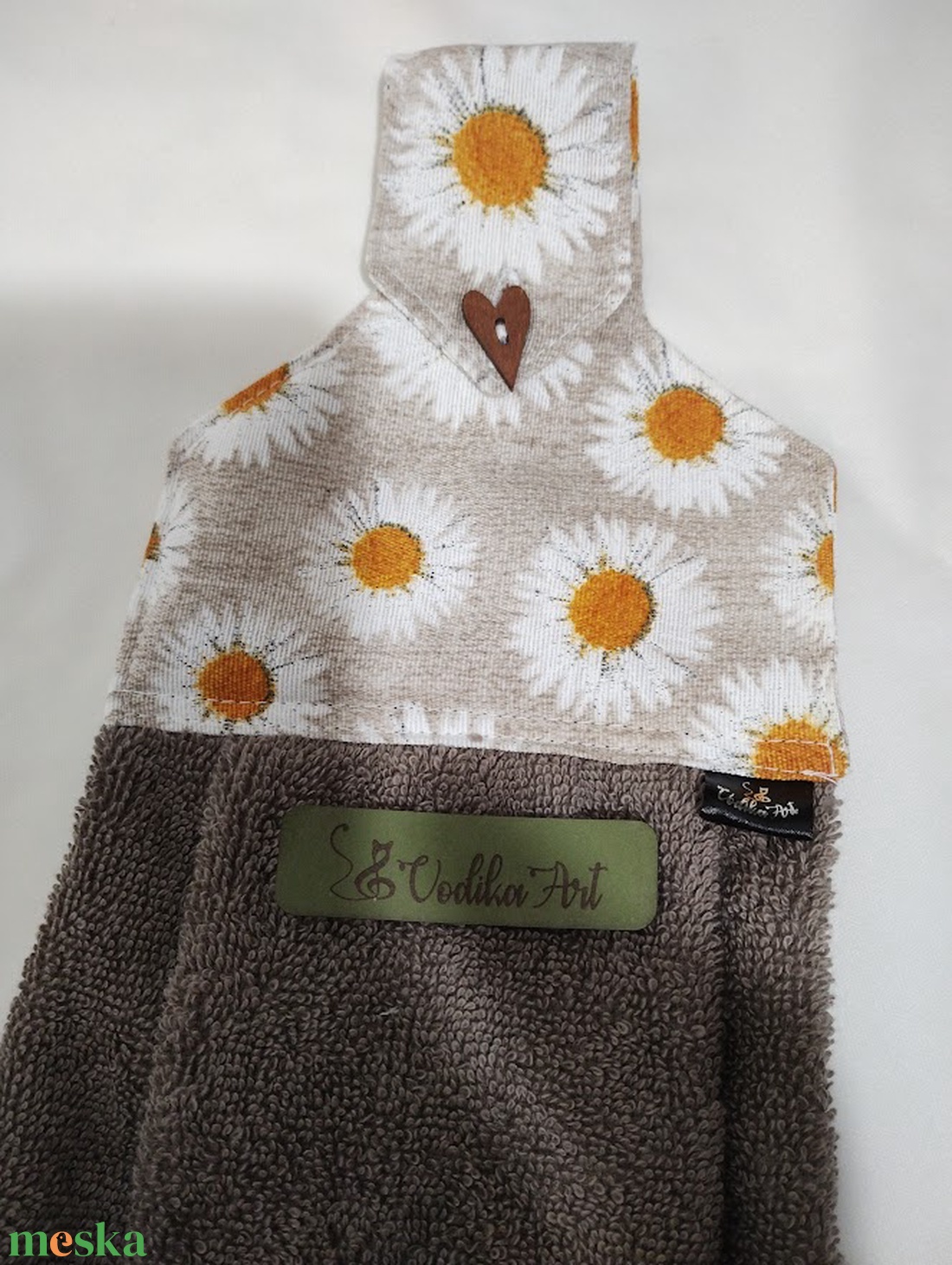 Kamilla virágok.......kéztörlő  - otthon & életmód - konyhafelszerelés, tálalás - konyhai textil - konyharuha & törlőkendő - Meska.hu