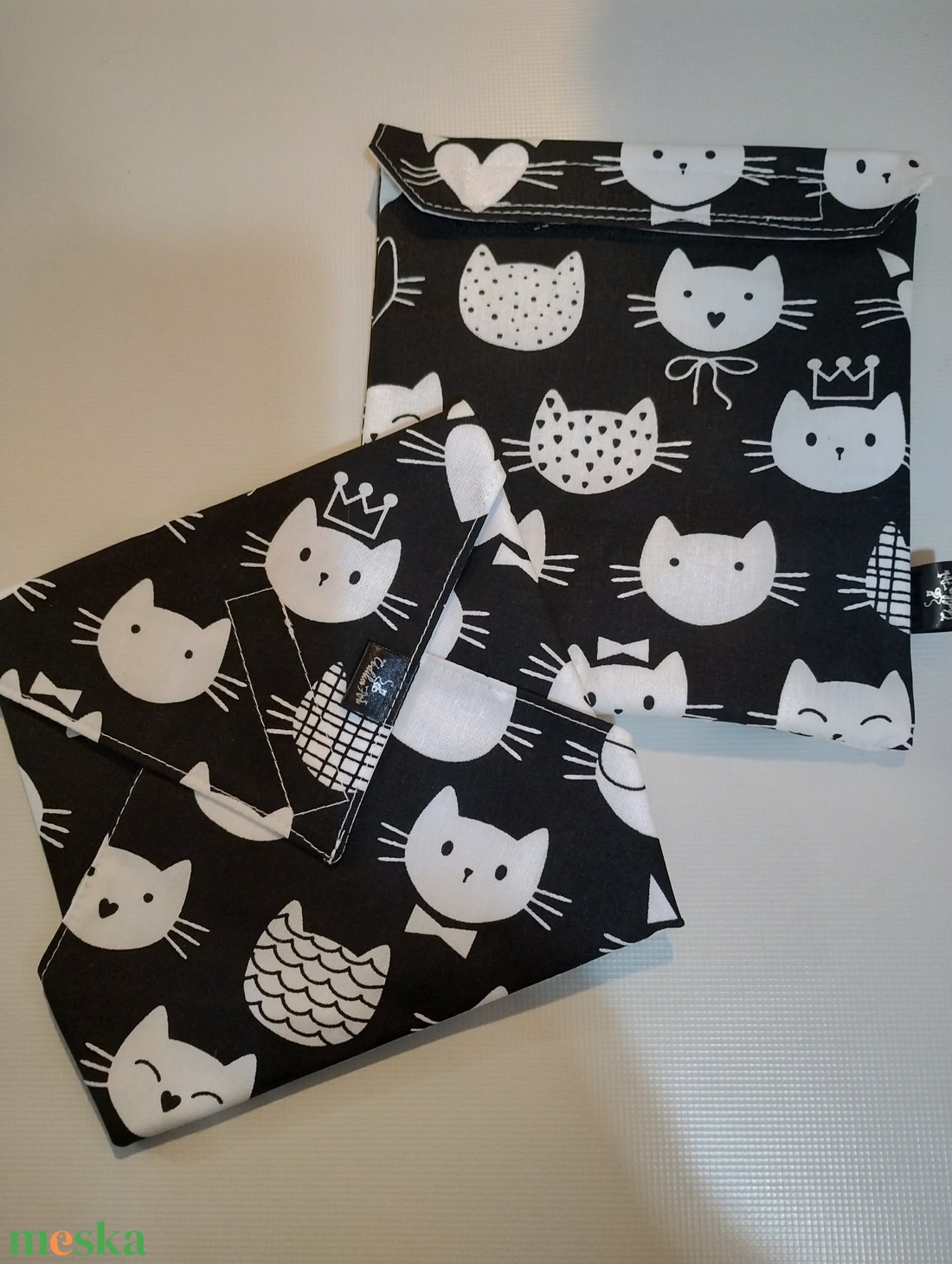 Újraszalvéta , cicafejek és cicakirálynő - táska & tok - uzsonna- & ebéd tartó - szendvics csomagoló - Meska.hu