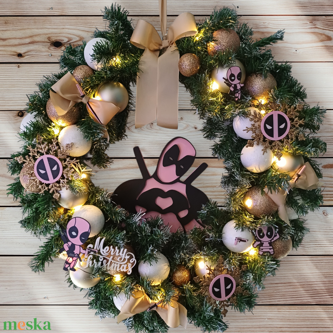 Deadpool x Barbie (Barbiepool) ajtódísz - karácsony - karácsonyi lakásdekoráció - karácsonyi ajtódíszek - Meska.hu