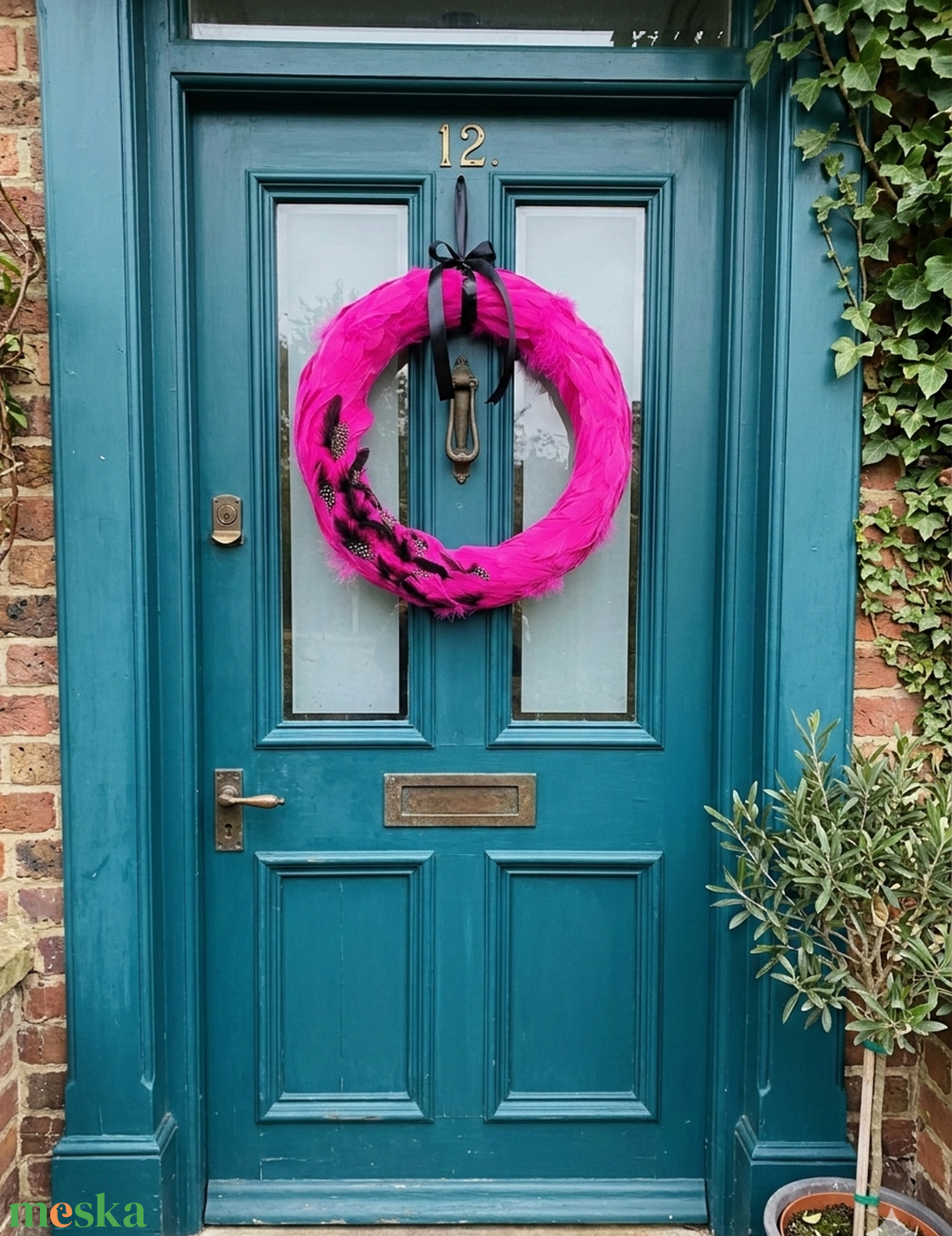 Extravagáns pink tollas koszorú - otthon & életmód - virágdekoráció - virágdíszek - dekor koszorúk, kopogtatók - Meska.hu