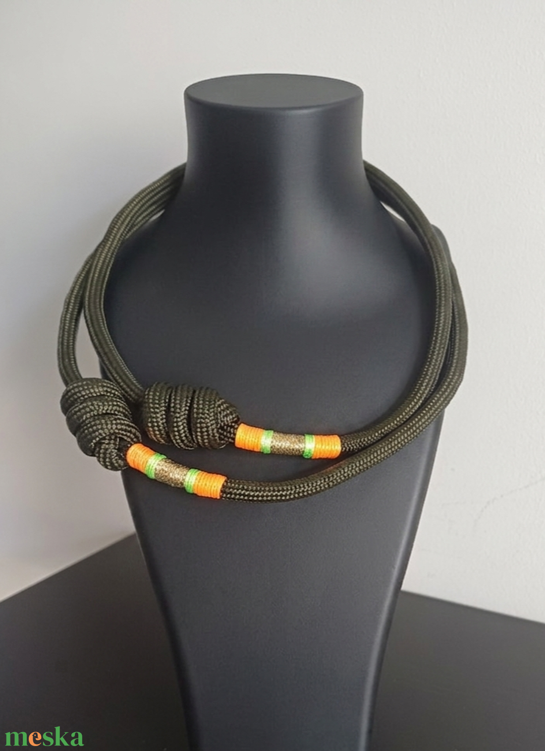 Vagány Csomózott Kötél Nyaklánc � Khaki, neon és arany részletekkel - ékszer - nyaklánc - statement nyaklánc - Meska.hu