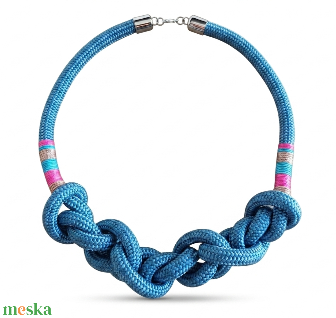 Kék csomózott hajókötél nyaklánc színes részletekkel - ékszer - nyaklánc - statement nyaklánc - Meska.hu