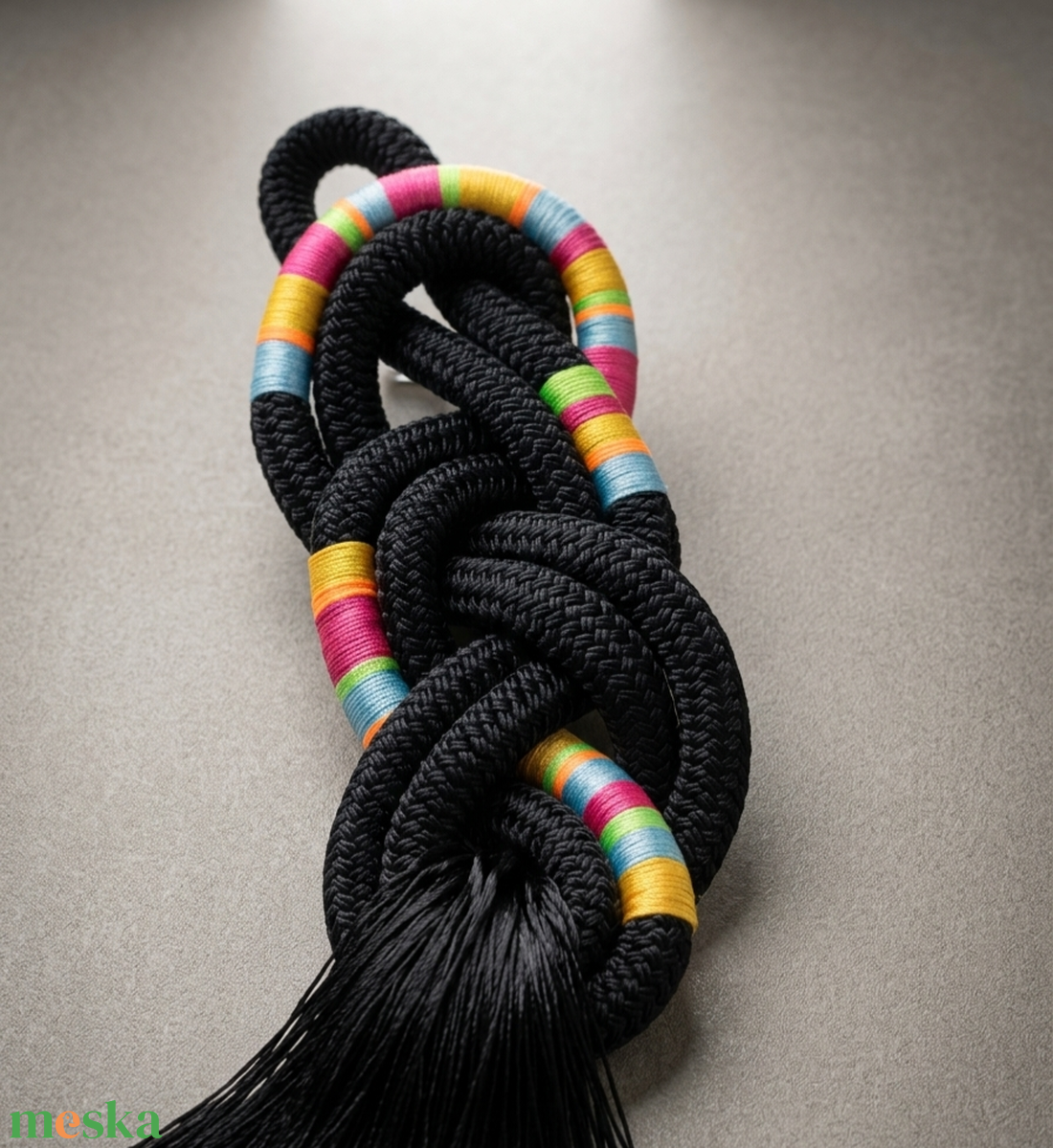 Modern, Bohém Falidísz Fekete Hajókötélből � Vibráló Színekkel  - otthon & életmód - dekoráció - fali és függő dekoráció - falra akasztható dekor - Meska.hu