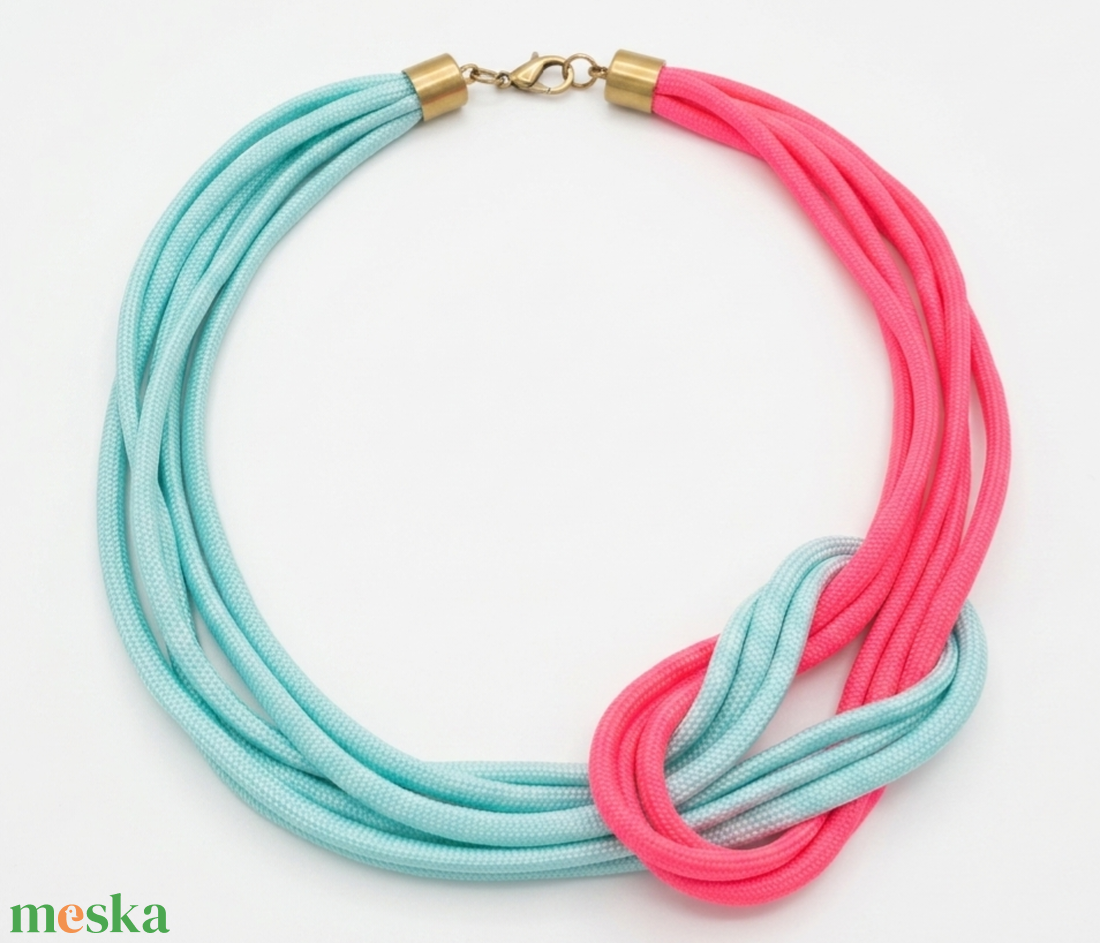 Többszálas csomózott paracord nyaklánc - menta, pink - ékszer - nyaklánc - statement nyaklánc - Meska.hu