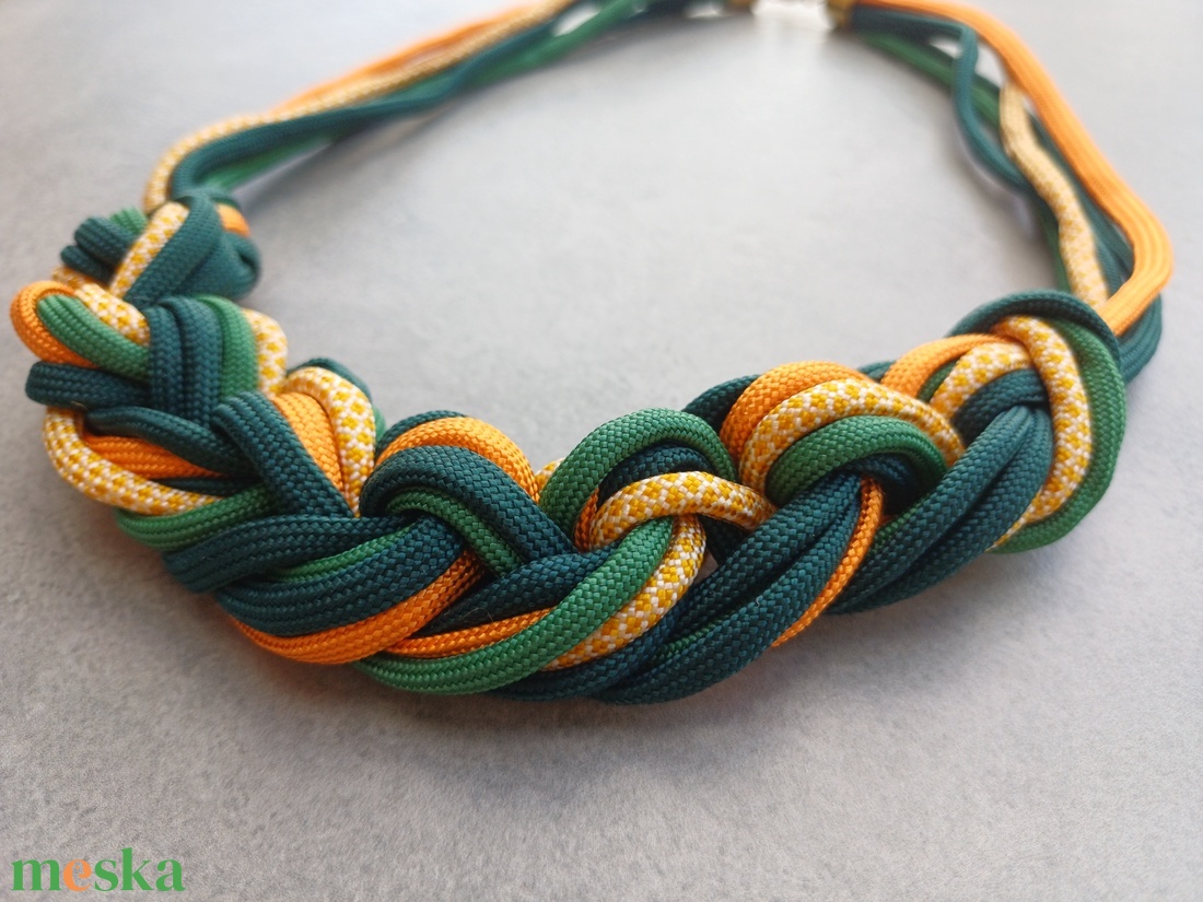 Pumkin spice - paracord nyaklánc - ékszer - nyaklánc - statement nyaklánc - Meska.hu