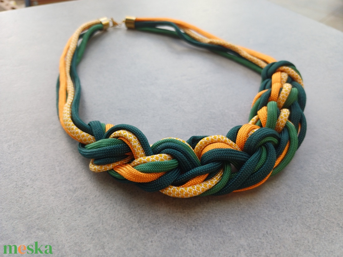 Pumkin spice - paracord nyaklánc - ékszer - nyaklánc - statement nyaklánc - Meska.hu