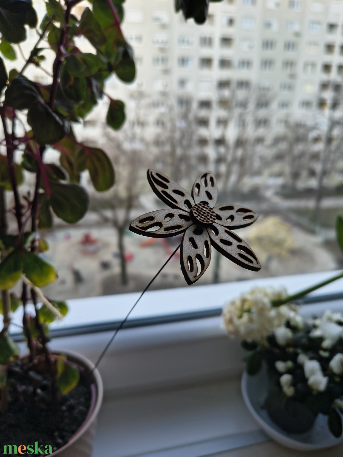 Fa virágdísz - otthon & életmód - virágdekoráció - virágdíszek - lézervágott virágdíszek - Meska.hu