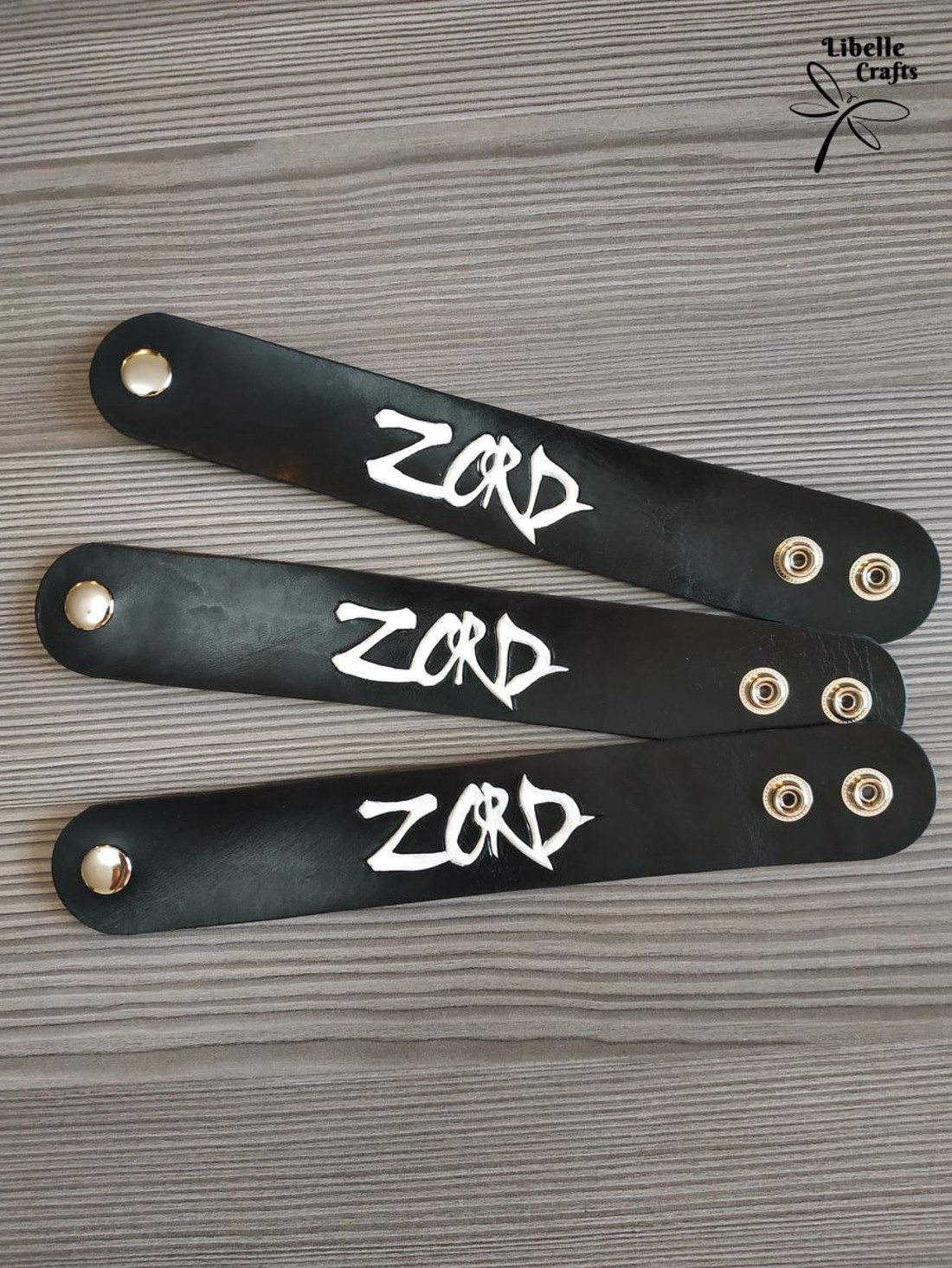 Zord feliratú karpánt - ékszer - karkötő - széles karkötő - Meska.hu