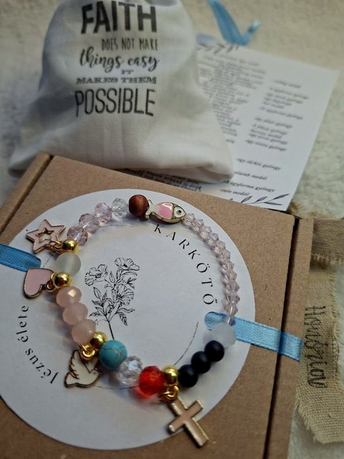 Jézus élete - keresztény történet karkötő-rózsaszín-097 - ékszer - karkötő - bogyós karkötő - Meska.hu