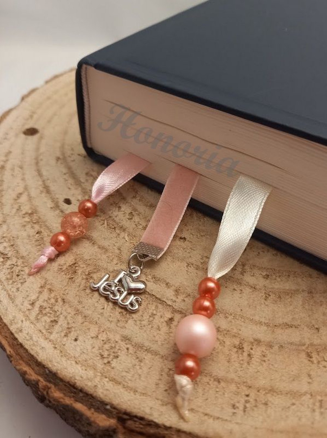 Keresztény, idézetes könyvjelző (Isten szeret) - könyv & zene - könyvjelző - Meska.hu