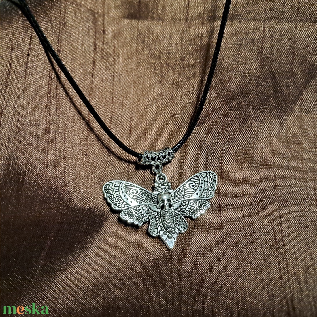 Molylepkés nyaklánc - ékszer - nyaklánc - medálos nyaklánc - Meska.hu