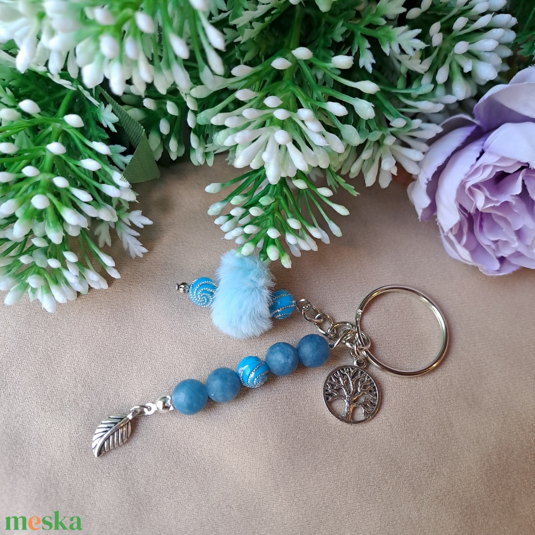 Ásványos, plüssgolyós kulcstartó - táska & tok - kulcstartó & táskadísz - kulcstartó - Meska.hu