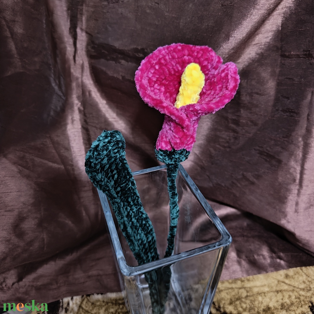 Horgolt zsenília kála - otthon & életmód - virágdekoráció - virágok - szálas virág - Meska.hu