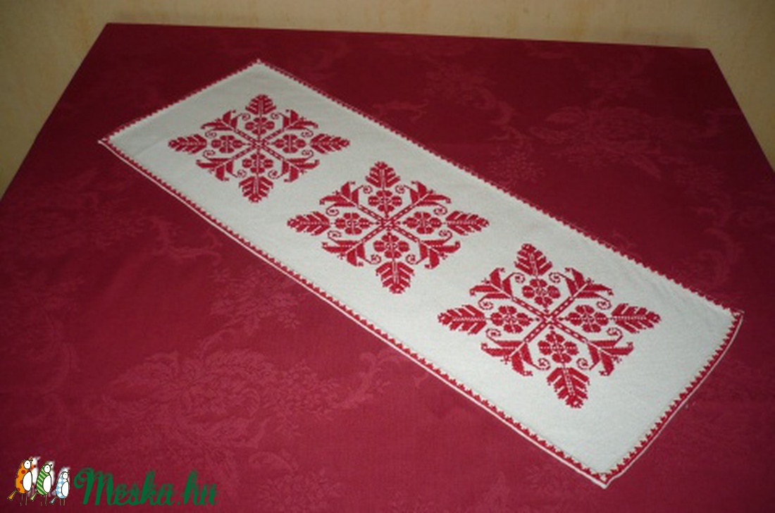 Asztal közép -  - Meska.hu