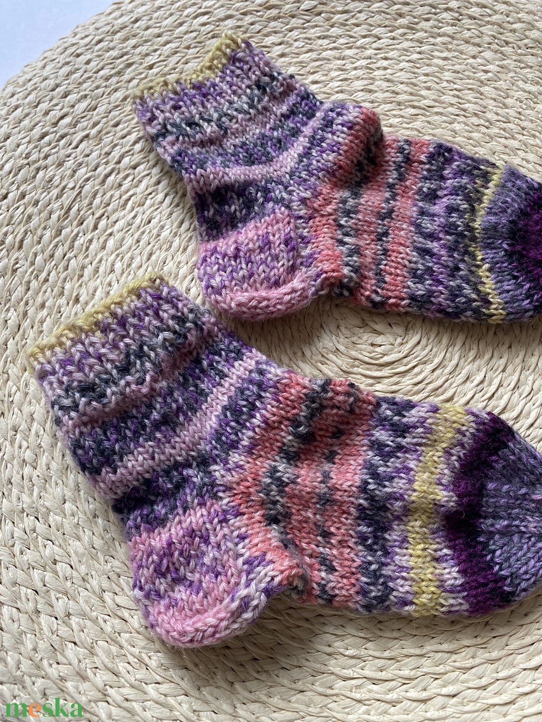 Gyerekzokni mérete EU23-25 vagy 16 cm. kézzel kötött gyerekzokni, nagyon meleg otthon. BABY, tipegő, gyermek gyapjú zo - karácsony - mikulás - mikulás zsák - Meska.hu