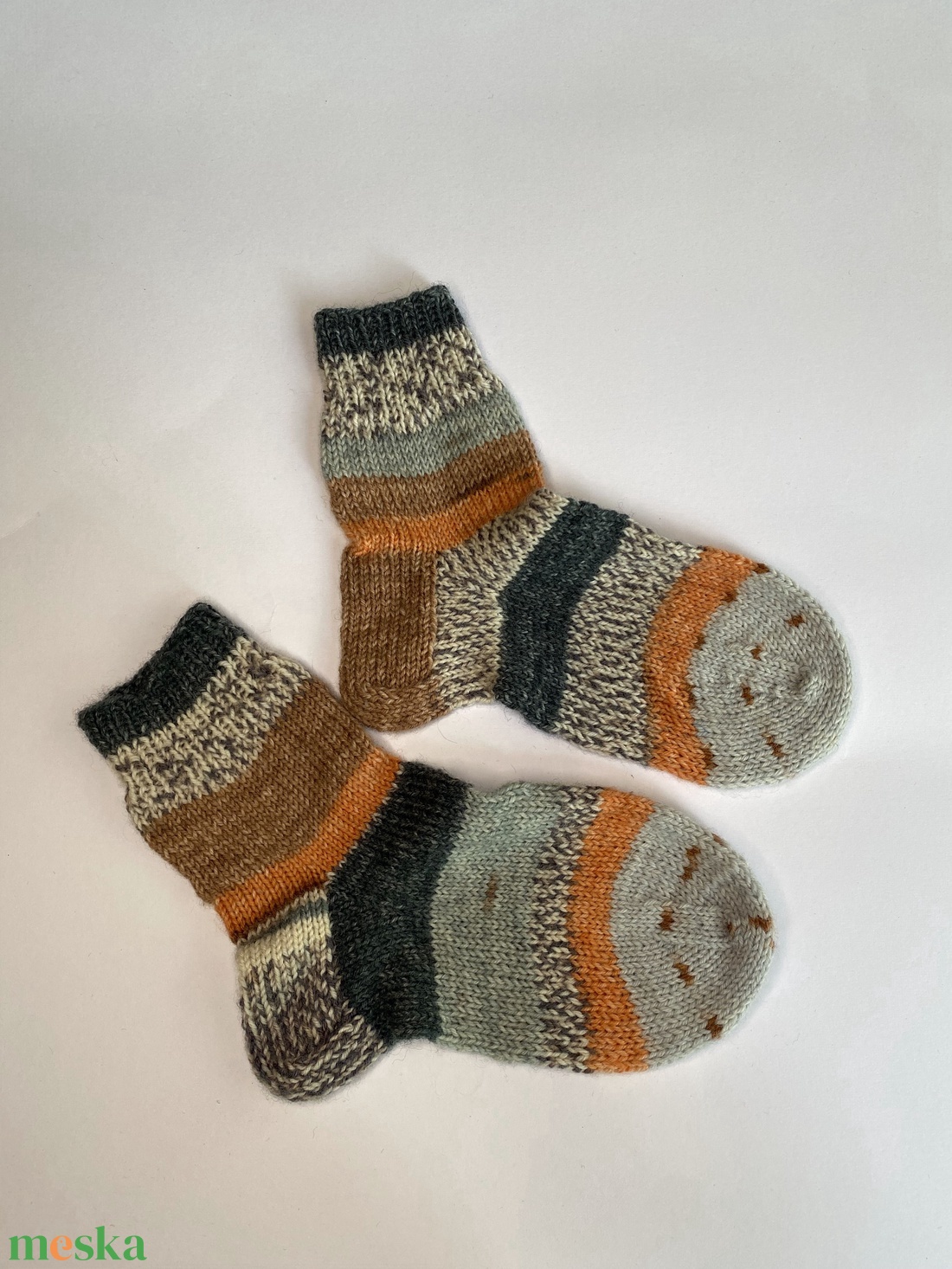 Gyerekzokni mérete EU27-28 vagy 18 cm. kézzel kötött gyerekzokni, nagyon meleg otthon. BABY, tipegő, gyermek gyapjú zo - karácsony - mikulás - mikulás zsák - Meska.hu