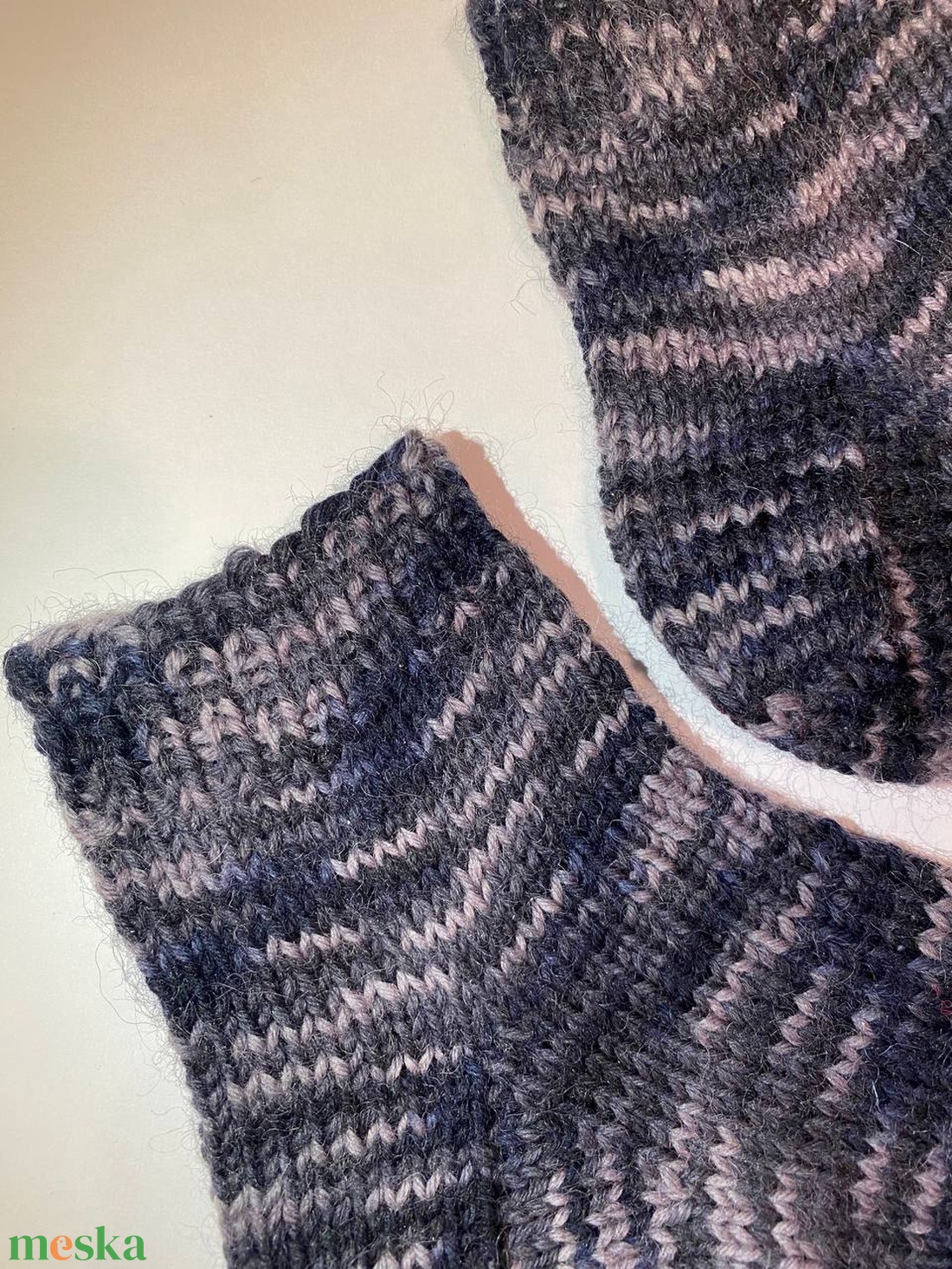 Gyapjú baba zokni mérete EU24-25 vagy 15,5 cm, kézzel kötött gyerekzokni Születésnapi ajándék Valentin-napi húsvéti - baba - mama - babaruházat - babazokni - Meska.hu