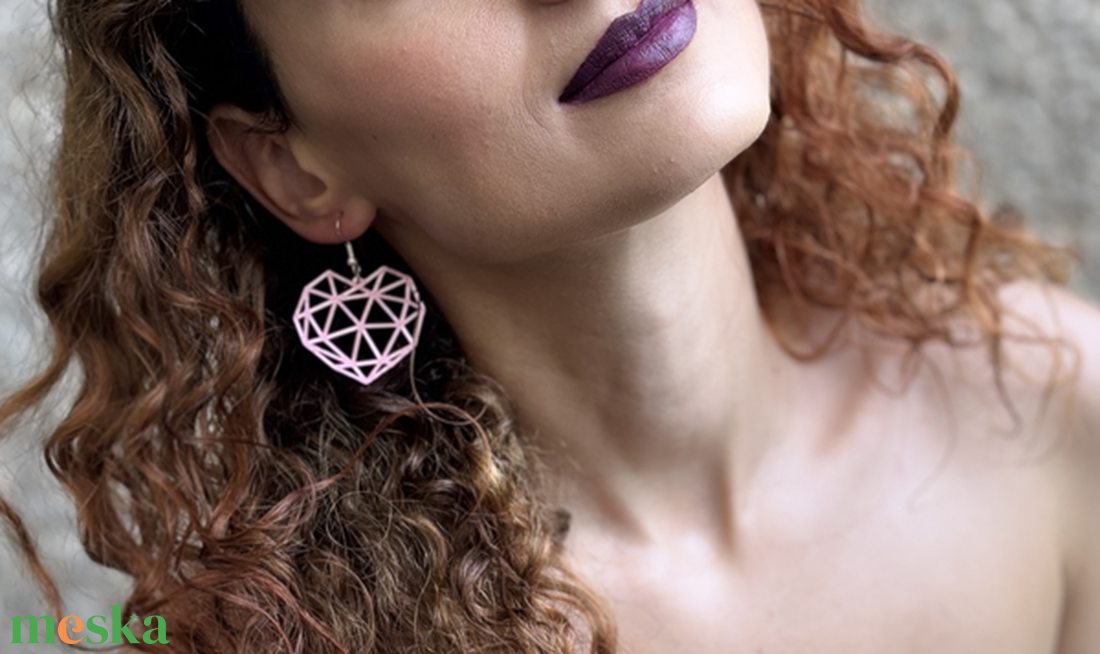 Rózsaszín szív fülbevaló  - ékszer - fülbevaló - lógó fülbevaló - Meska.hu