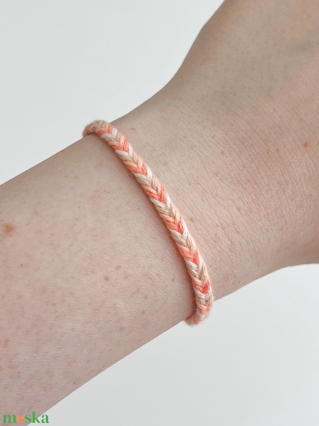 Halszálka karkötő - Peach - ékszer - karkötő - fonott karkötő - Meska.hu