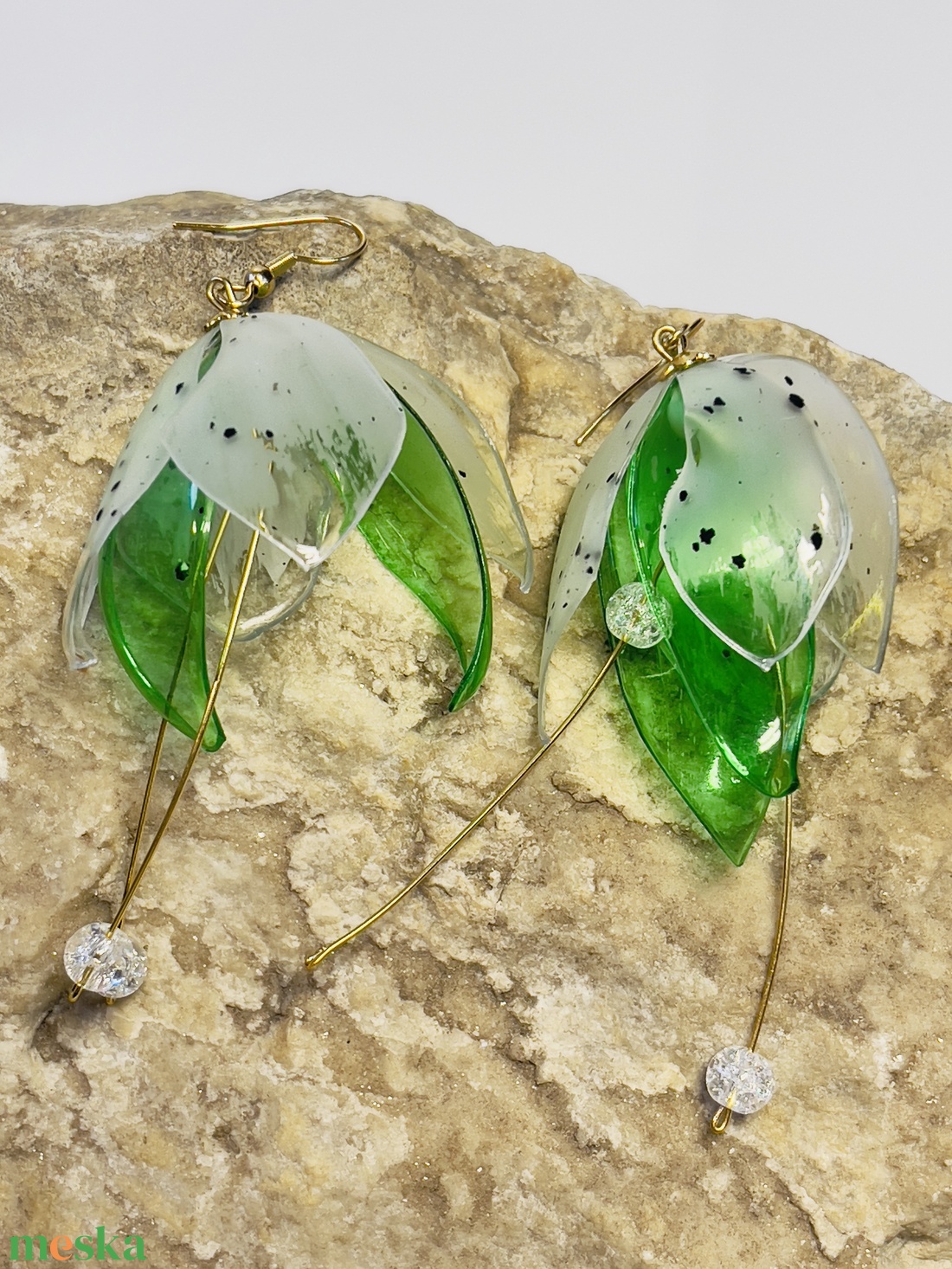 Gyöngyvirág fülbevaló - ékszer - fülbevaló - lógó fülbevaló - Meska.hu