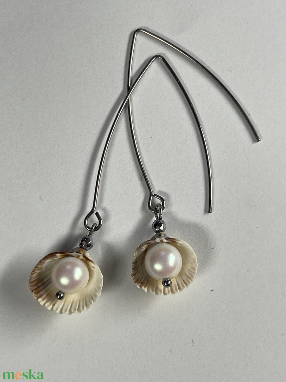 Lógó kagylós fülbevaló   - ékszer - fülbevaló - lógó fülbevaló - Meska.hu