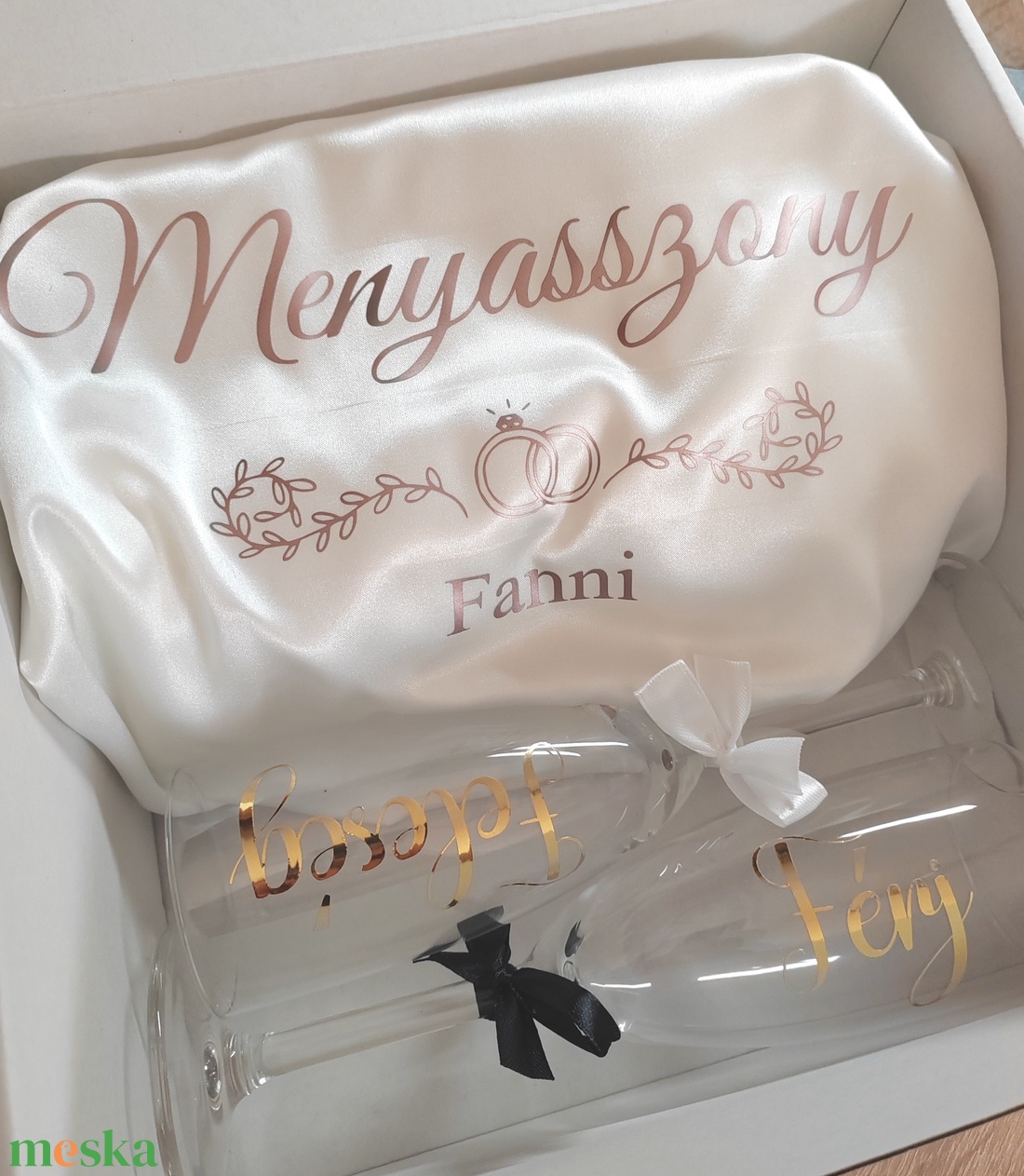 Ifjú pár box - midi - esküvő - kiegészítők - esküvői köntös - Meska.hu Ifjú pár box - midi - esküvő - kiegészítők - esküvői köntös - Meska.hu