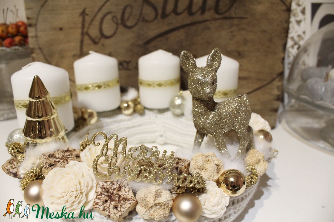 Fehér-arany őzikés adventi koszorú, karácsonyi dekoráció, asztaldísz - karácsony - adventi díszek - adventi ajtódísz - Meska.hu Fehér-arany őzikés adventi koszorú, karácsonyi dekoráció, asztaldísz - karácsony - adventi díszek - adventi ajtódísz - Meska.hu
