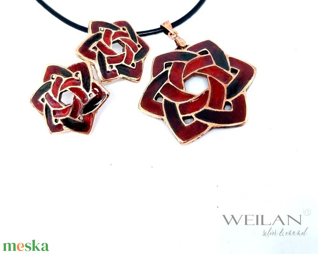 Kelta - Druida bronz tűzzománc beszúrós fülbevaló, vörös-fekete - ékszer - fülbevaló - pötty fülbevaló - Meska.hu Kelta - Druida bronz tűzzománc beszúrós fülbevaló, vörös-fekete - ékszer - fülbevaló - pötty fülbevaló - Meska.hu