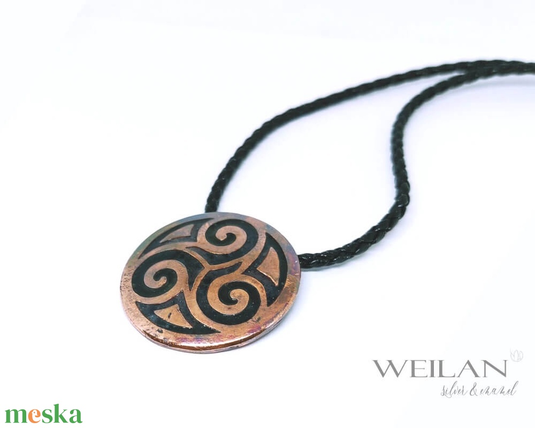 Kelta - Triskelion bronz tűzzománc medál, fekete - ékszer - nyaklánc - medálos nyaklánc - Meska.hu Kelta - Triskelion bronz tűzzománc medál, fekete - ékszer - nyaklánc - medálos nyaklánc - Meska.hu