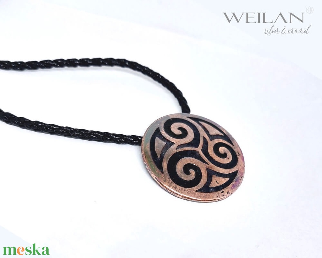 Kelta - Triskelion bronz tűzzománc medál, fekete - ékszer - nyaklánc - medálos nyaklánc - Meska.hu Kelta - Triskelion bronz tűzzománc medál, fekete - ékszer - nyaklánc - medálos nyaklánc - Meska.hu