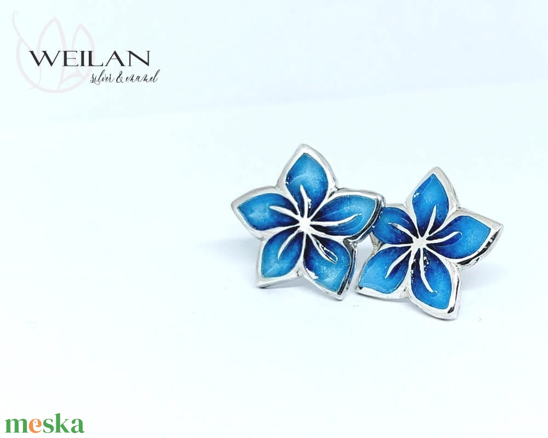 Flora - Cseresznyevirág stiftes ezüst tűzzománc fülbevaló - kék - ékszer - fülbevaló - pötty fülbevaló - Meska.hu