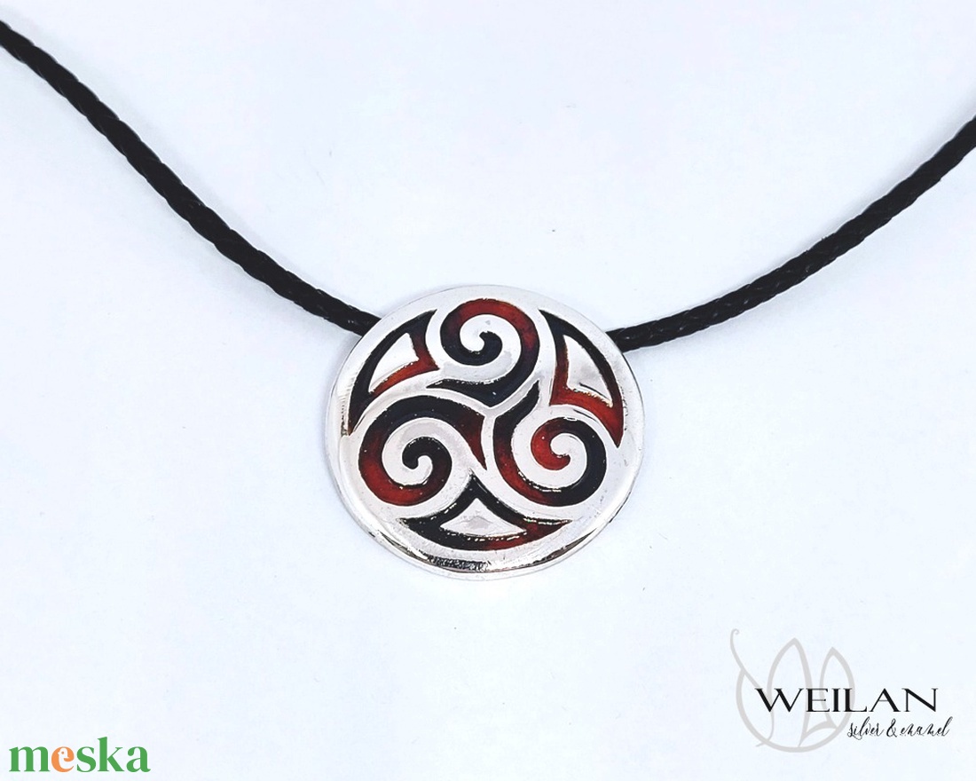 Kelta - Triskelion ezüst tűzzománc medál, vörös-fekete - ékszer - nyaklánc - medálos nyaklánc - Meska.hu