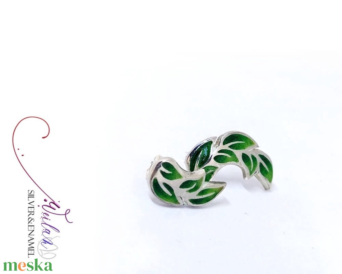 Leaf - Laurus / Babér aszimmetrikus ezüst tűzzománc fülbevaló, zöld - ékszer - fülbevaló - pötty fülbevaló - Meska.hu