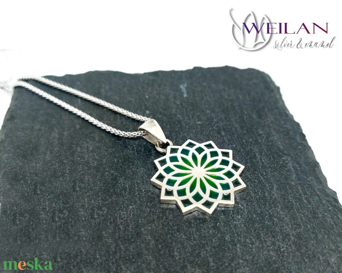 Nirvána - Mandala ezüst tűzzománc medál, sötétzöld - ékszer - nyaklánc - medál - Meska.hu Nirvána - Mandala ezüst tűzzománc medál, sötétzöld - ékszer - nyaklánc - medál - Meska.hu
