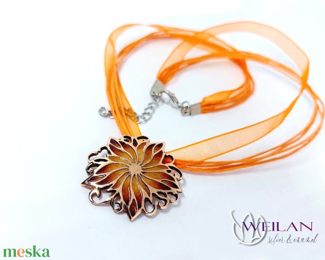 Flora - Borzaskata bronz tűzzománc medál, sötétvörös, narancs, arany - ékszer - nyaklánc - medálos nyaklánc - Meska.hu Flora - Borzaskata bronz tűzzománc medál, sötétvörös, narancs, arany - ékszer - nyaklánc - medálos nyaklánc - Meska.hu