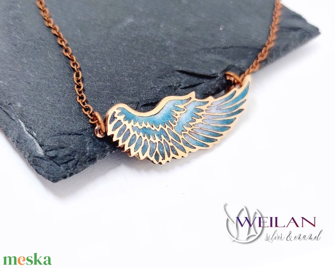 Wings - Angyalszárny - bronz tűzzománc nyakék, fehér-világoskék - ékszer - nyaklánc - medálos nyaklánc - Meska.hu Wings - Angyalszárny - bronz tűzzománc nyakék, fehér-világoskék - ékszer - nyaklánc - medálos nyaklánc - Meska.hu