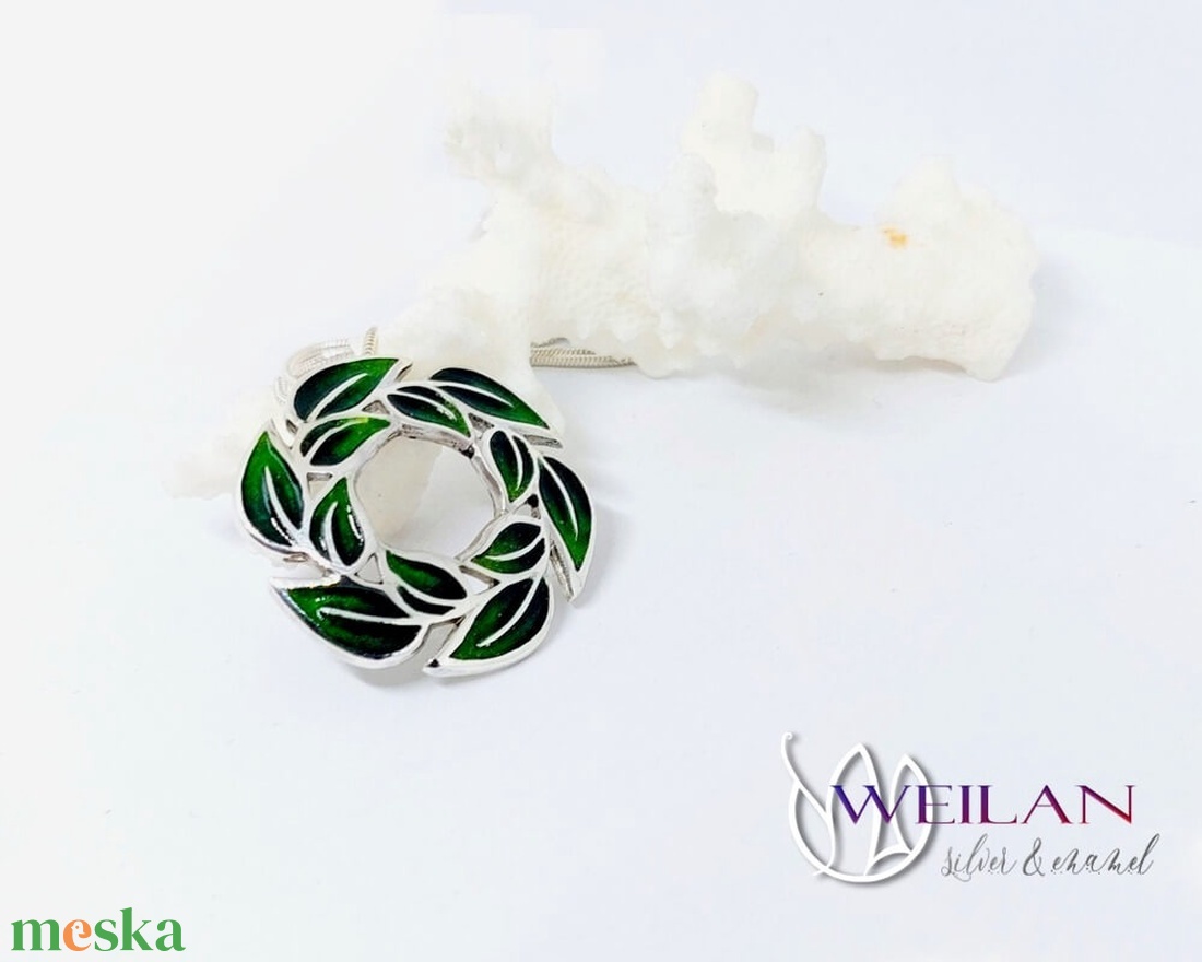 Leaf - Laurus / Babér ezüst tűzzománc medál, zöld - ékszer - nyaklánc - medál - Meska.hu