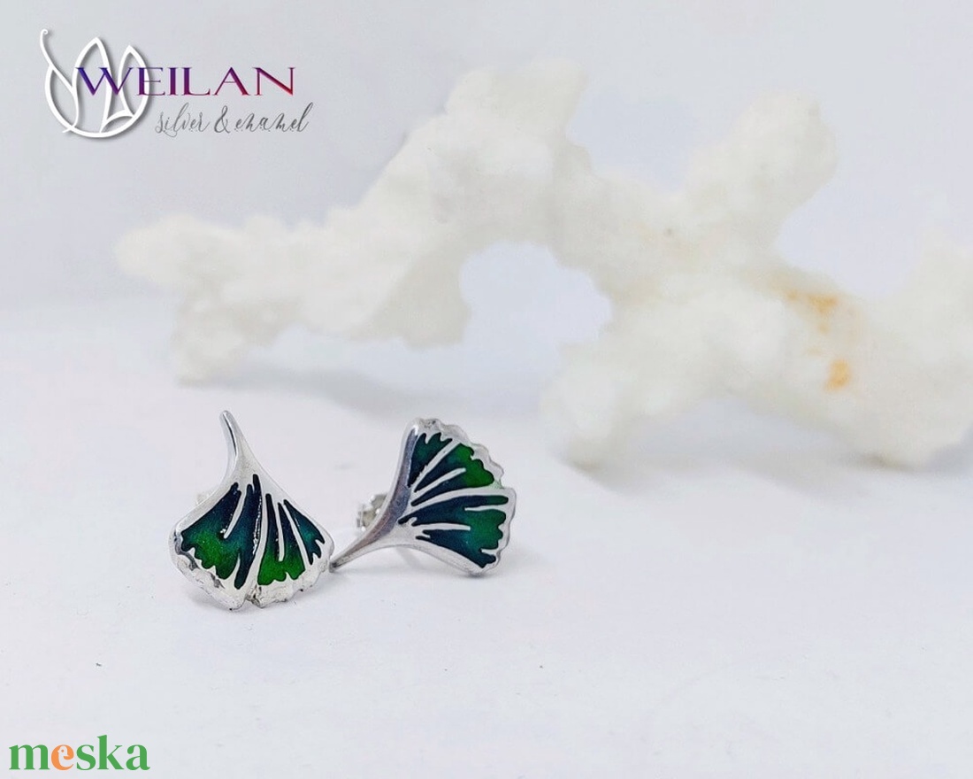 Leaf - Ginkgo Biloba - tűzzománc ezüst stiftes fülbevaló, smaragdzöld - ékszer - fülbevaló - pötty fülbevaló - Meska.hu