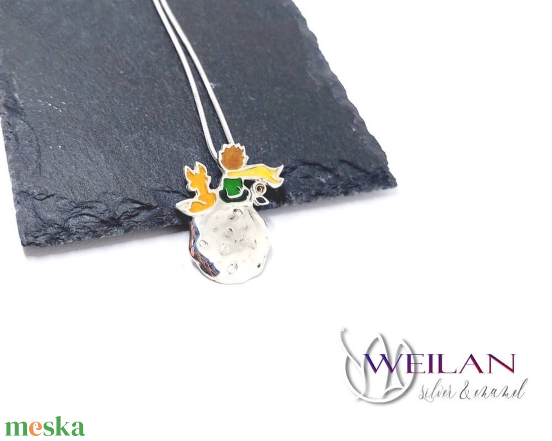 A kis herceg - sárga sállal - ezüst tűzzománc medál - ékszer - nyaklánc - medál - Meska.hu