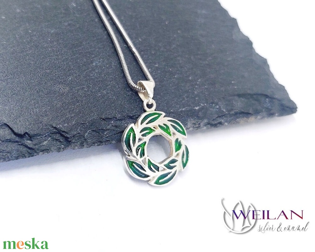 Leaf - Laurus / Babér ezüst tűzzománc medál, kis méret - zöld - ékszer - nyaklánc - medál - Meska.hu