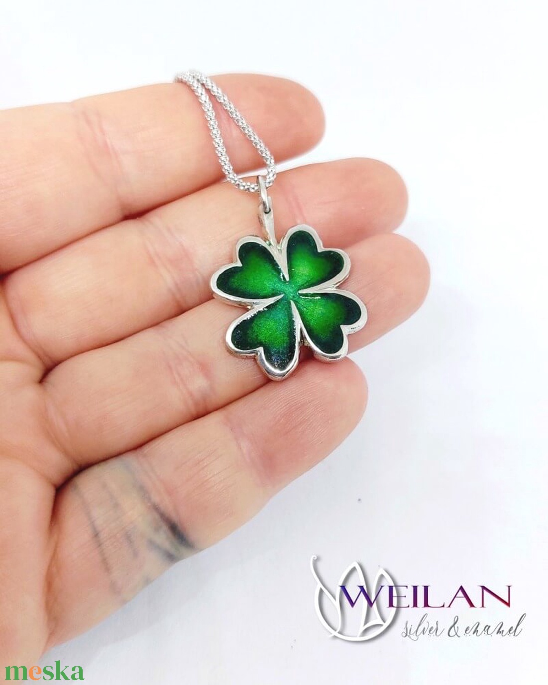 Négylevelű lóhere ezüst tűzzománc medál, zöld - ékszer - nyaklánc - medál - Meska.hu