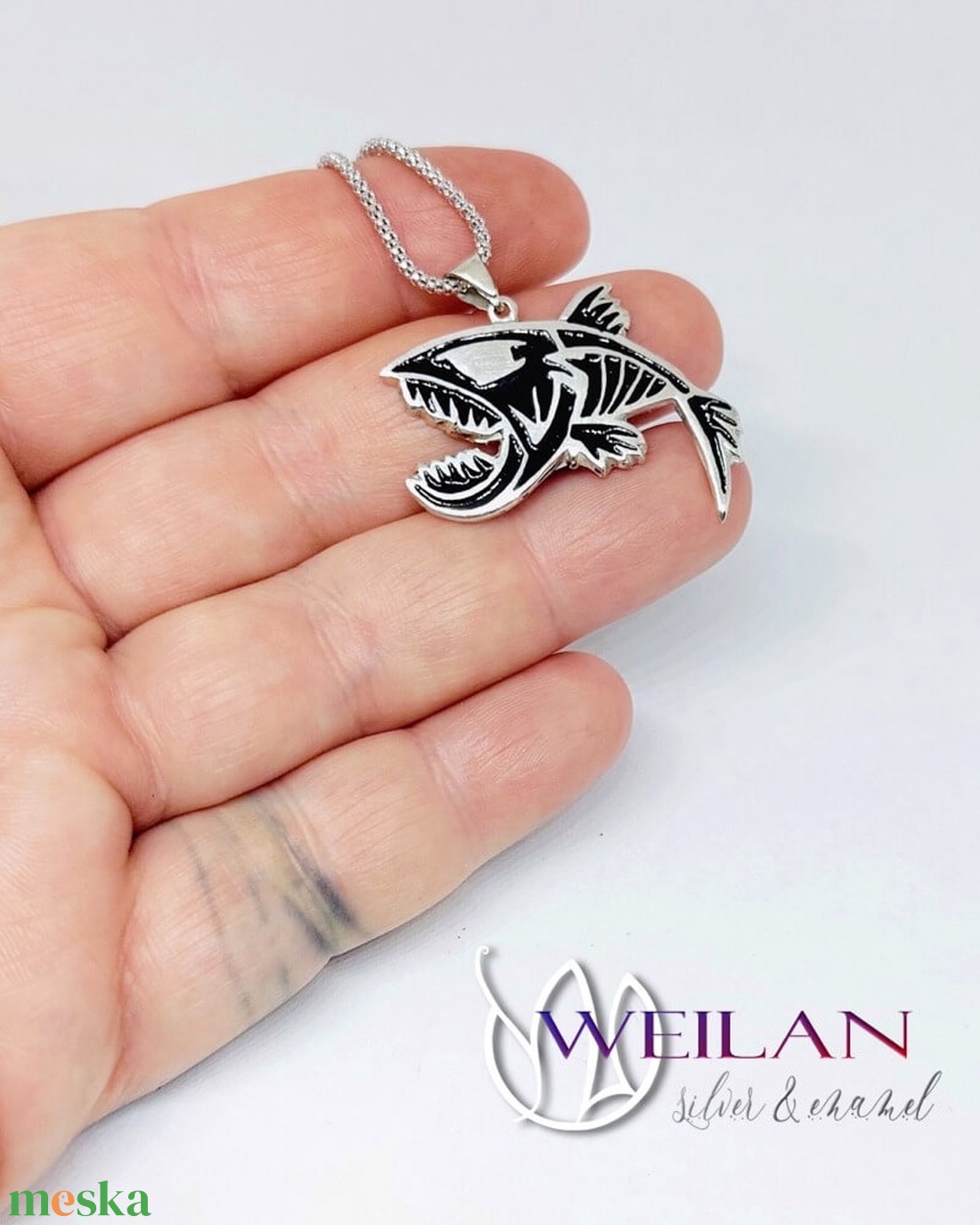 Vadvilág - Piranha, ezüst tűzzománc medál, fekete - ékszer - nyaklánc - medál - Meska.hu