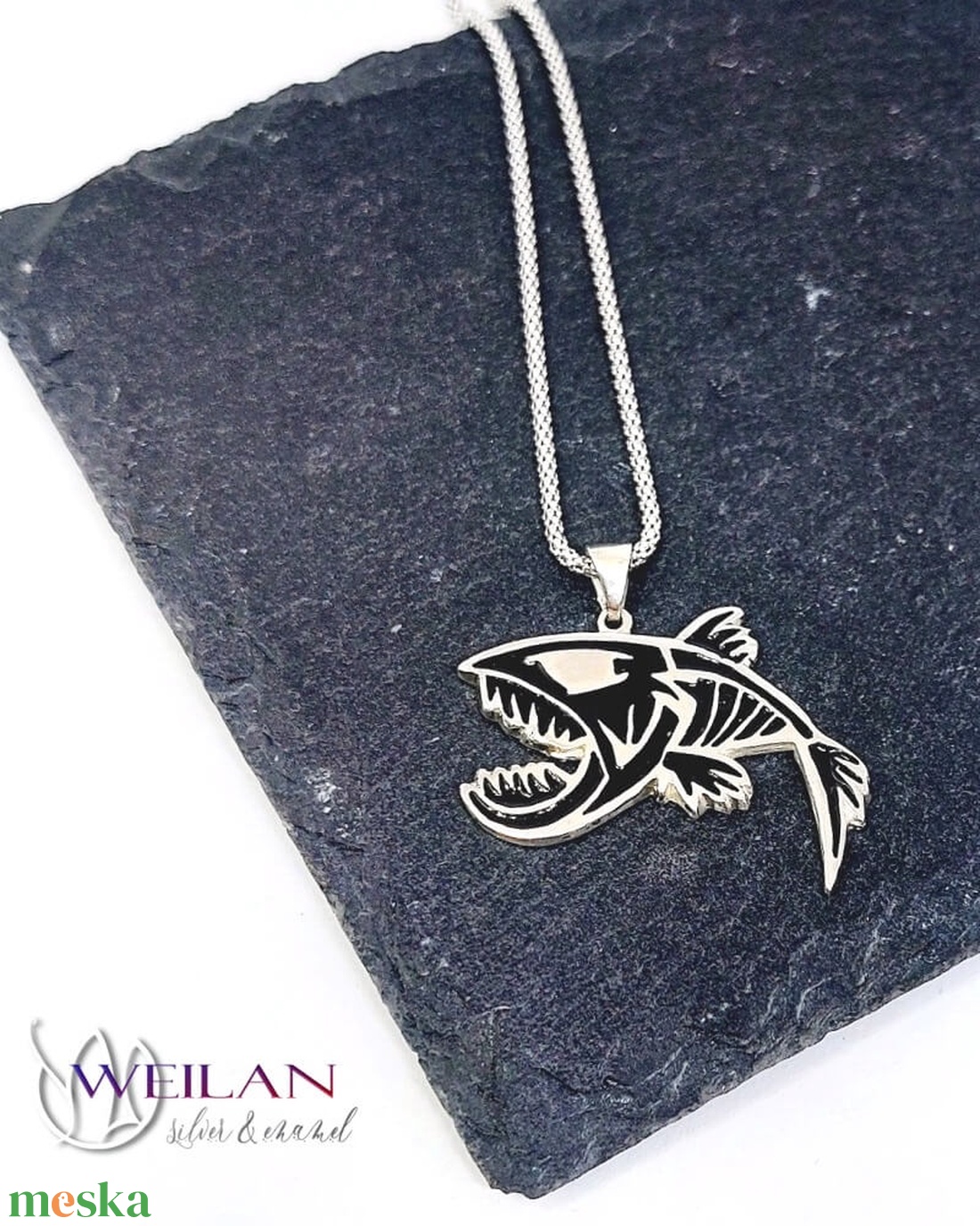 Vadvilág - Piranha, ezüst tűzzománc medál, fekete - ékszer - nyaklánc - medál - Meska.hu