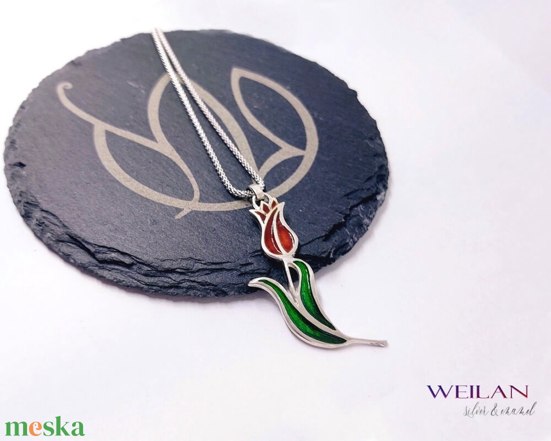 Hej'tulipán - Virágszálam ezüst tűzzománc medál piros-zöld - ékszer - nyaklánc - medál - Meska.hu