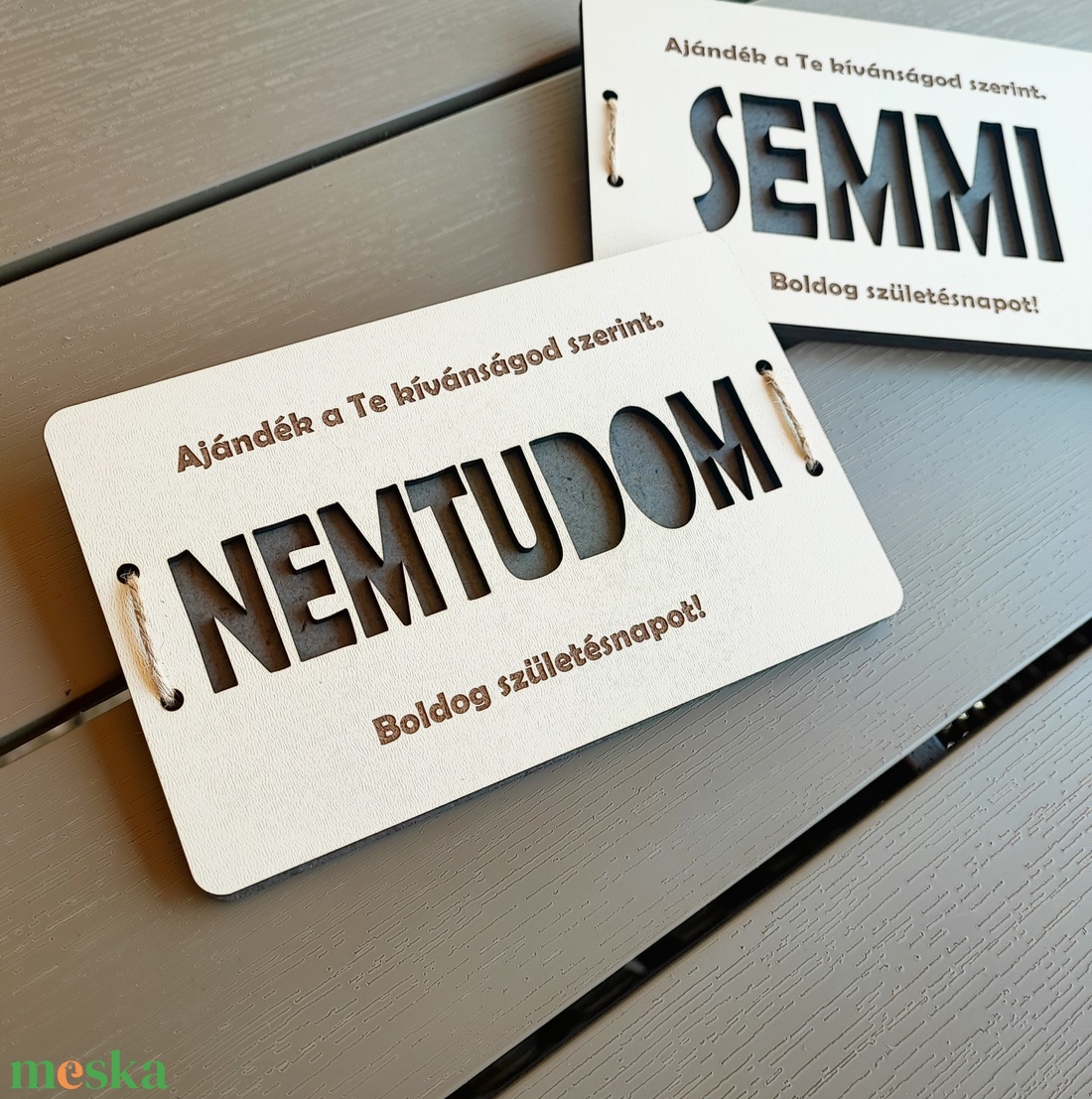 Vicces fa pénzátadó boríték NEMTUDOM / SEMMI felirattal - otthon & életmód - papír, írószer - ajándékozás kellékei - pénzátadó boríték - Meska.hu Vicces fa pénzátadó boríték NEMTUDOM / SEMMI felirattal - otthon & életmód - papír, írószer - ajándékozás kellékei - pénzátadó boríték - Meska.hu